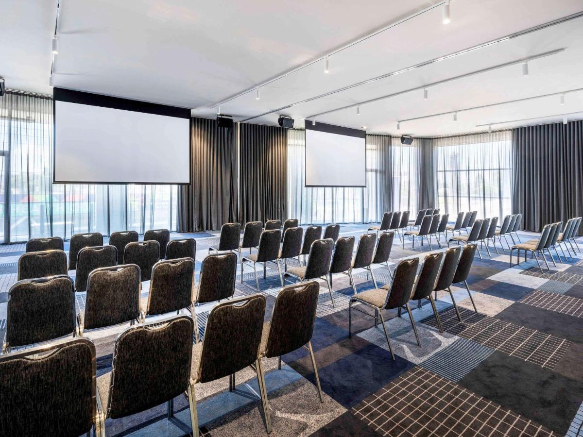 Novotel Melbourne Preston Екстериор снимка