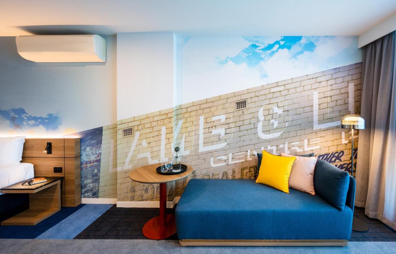 Novotel Melbourne Preston Екстериор снимка