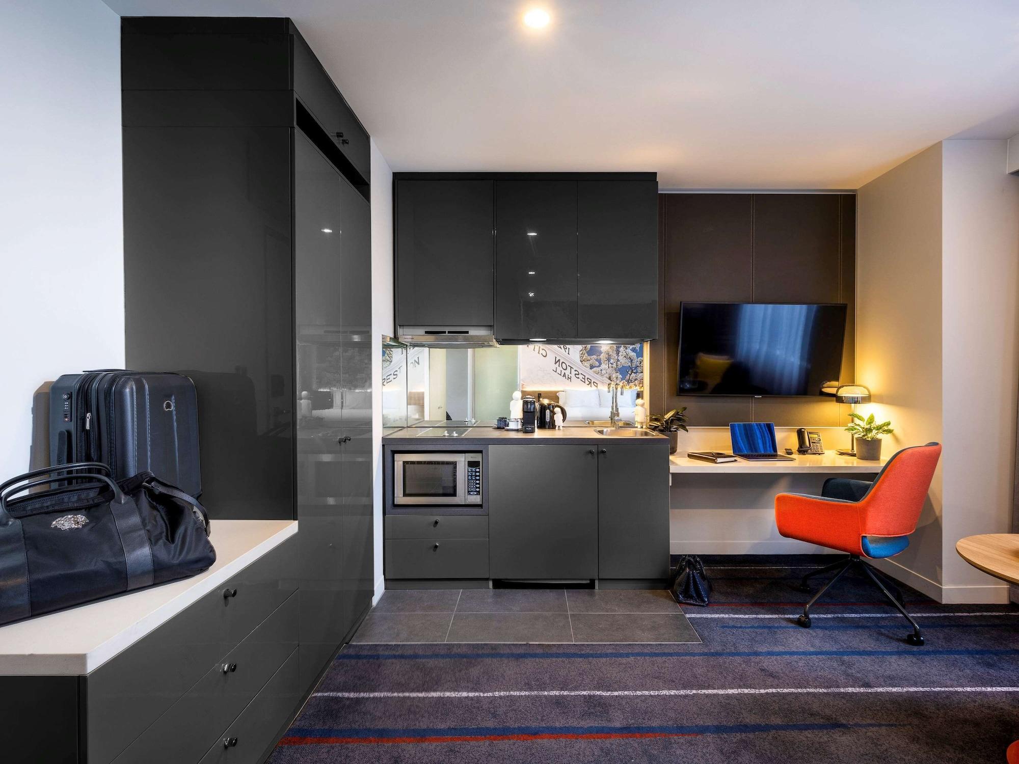 Novotel Melbourne Preston Екстериор снимка