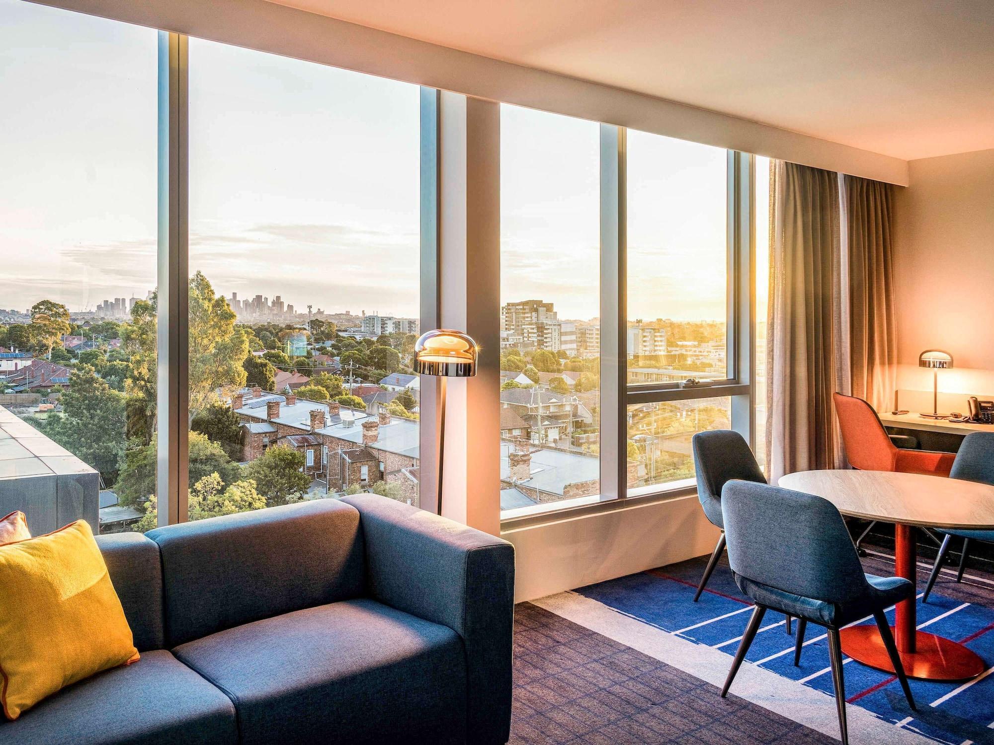 Novotel Melbourne Preston Екстериор снимка