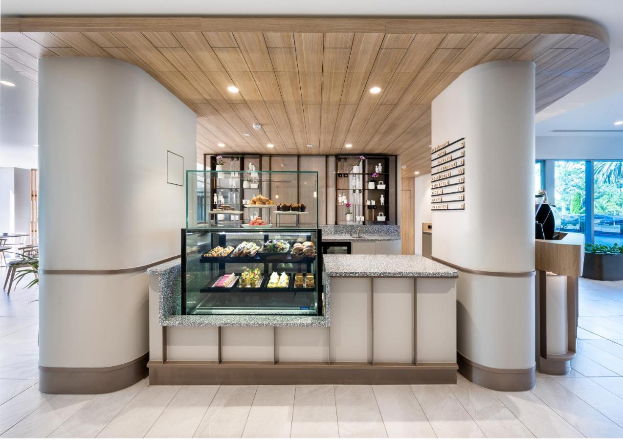 Novotel Melbourne Preston Екстериор снимка